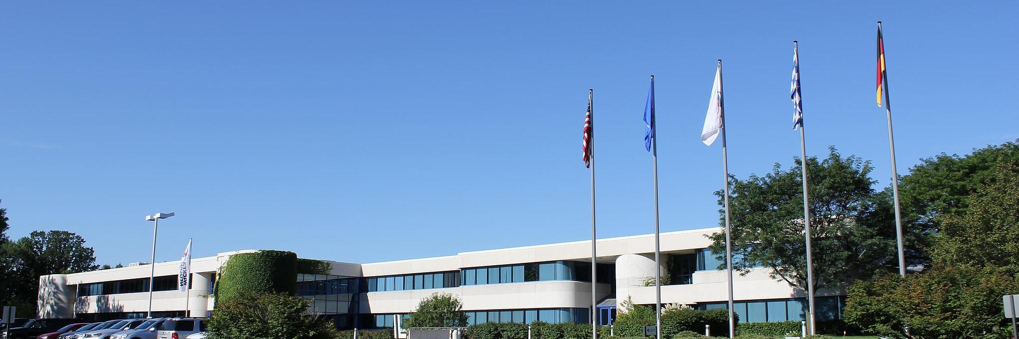 瓦克-纽森-梅诺米-福尔斯（Wacker Neuson Menomonee Falls）网站。